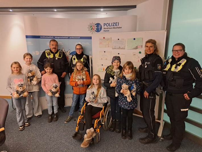 POL-HAM: Malwettbewerb für Kinder ein voller Erfolg
