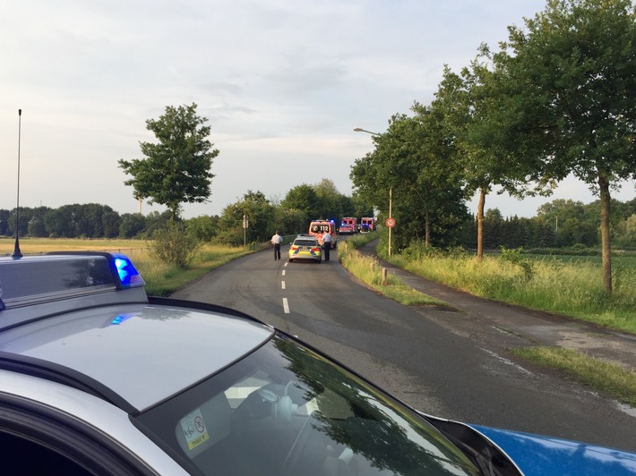 FW-BOT: Sieben Verletzte bei Verkehrsunfall in Feldhausen