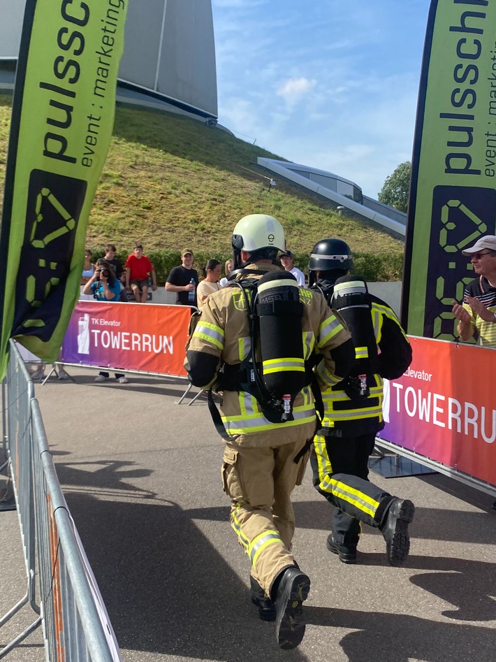 FW Konstanz: Feuerwehr Konstanz aktiv beim 4.TK Elevator Towerrrun in Rottweil