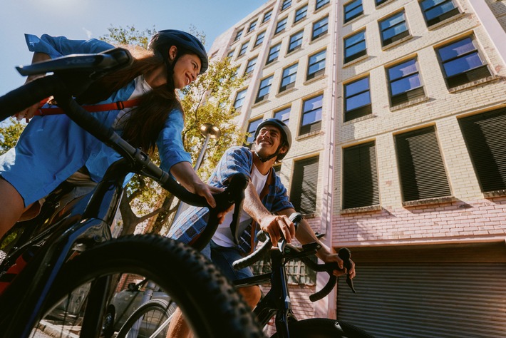 Gemeinsam in die Pedale: BusinessBike startet die "Business meets Bike Challenge"
