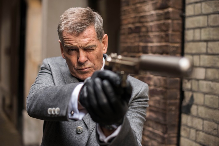 Free-TV-Premiere im ZDF: "Jagd durch London" mit Pierce Brosnan und Milla Jovovich (FOTO)