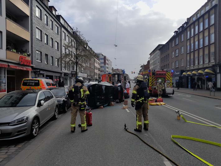 FW Bremerhaven: Verkehrsunfall Georgstraße
