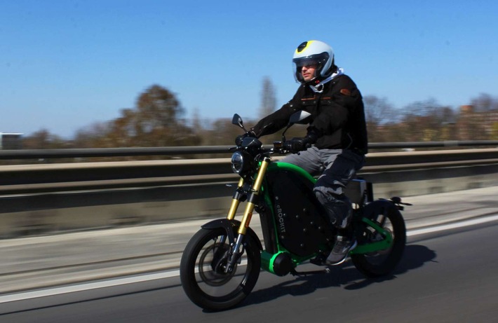 Bicycle on the Autobahn? No, it&#039;s the eROCKIT!