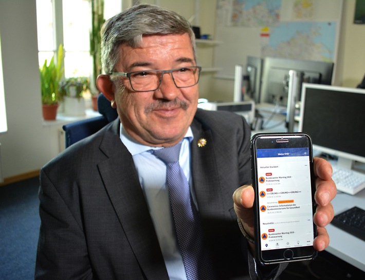 IM-MV: Innenminister Caffier: "MV ist für den Ernstfall gewappnet. Bundeswarnung macht mich nachdenklich"