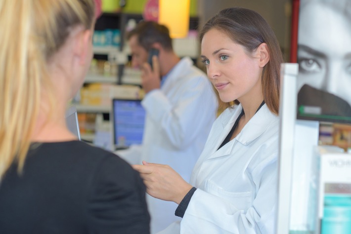 Vitamine gegen Long-Covid? Schlechte Noten für Beratung im Test