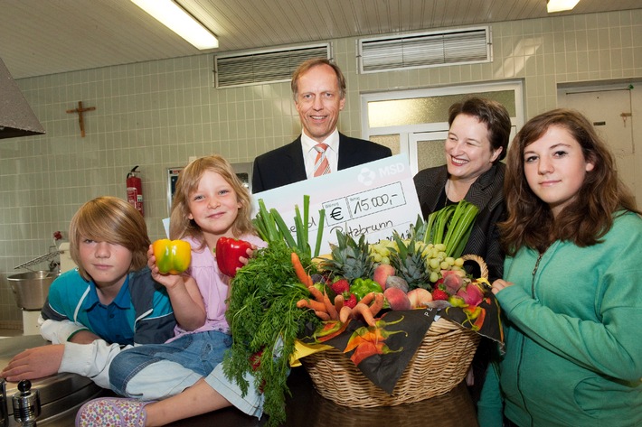 Vitaminpatenschaft für Clemens-Maria-Kinderheim: MSD spendet 15.000 Euro für frisches Obst und Gemüse (mit Bild)