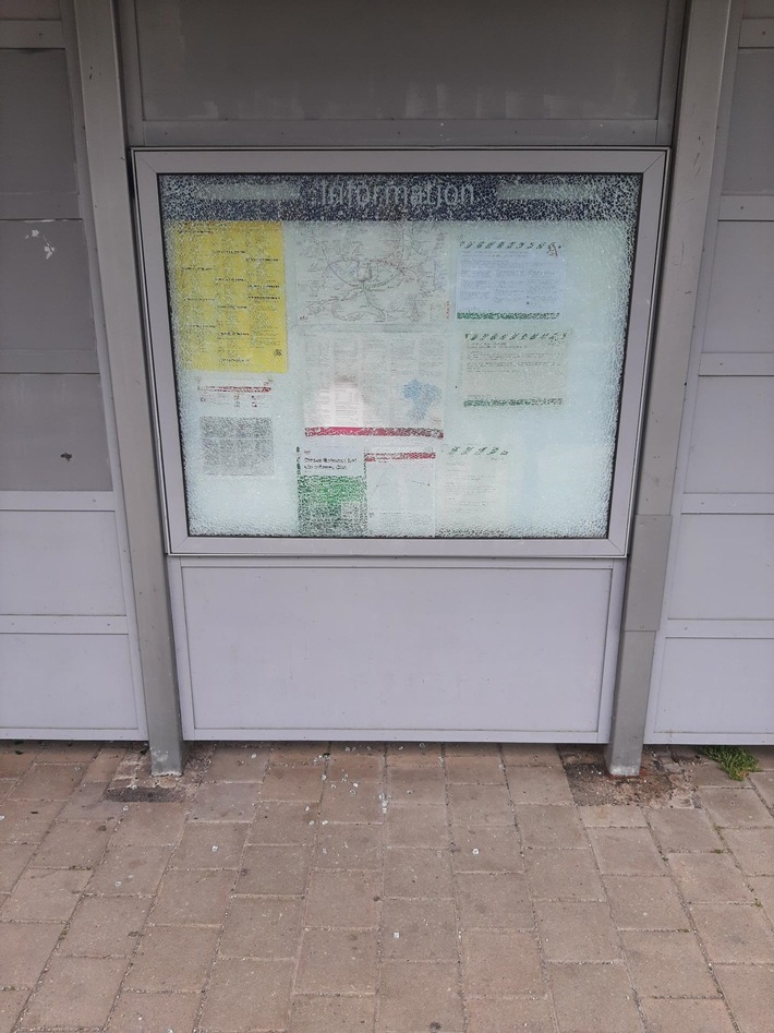 BPOLI-OG: Sachbeschädigung am Bahnhof Sinzheim / Bundespolizei sucht Zeugen