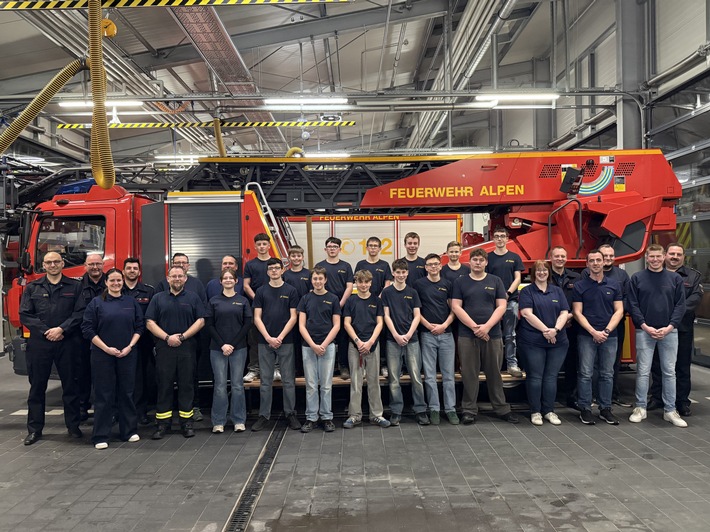 FW Alpen: Erste Jahreshauptversammlung der Jugendfeuerwehr Alpen