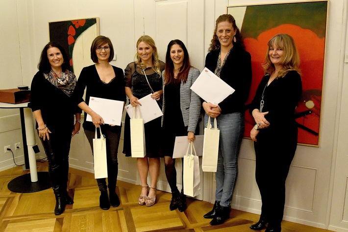 Succès du nouvel examen professionnel de Spécialistes en relations publiques: L