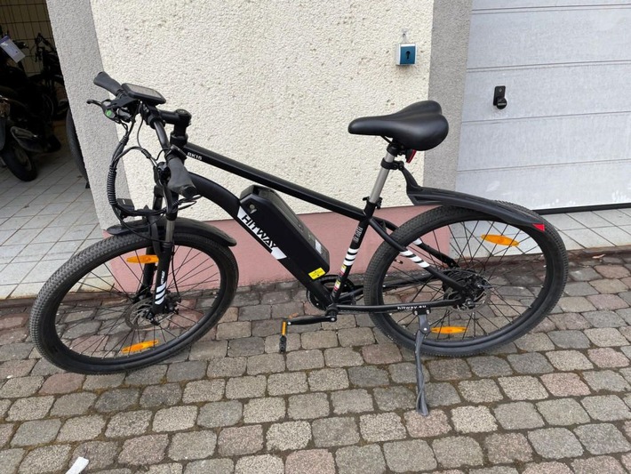 Mittelhessen: MARBURG-BIEDENKOPF: Wem gehört das Fahrrad? + Audi beschädigt - Verursacher flüchtet + berauscht unterwegs