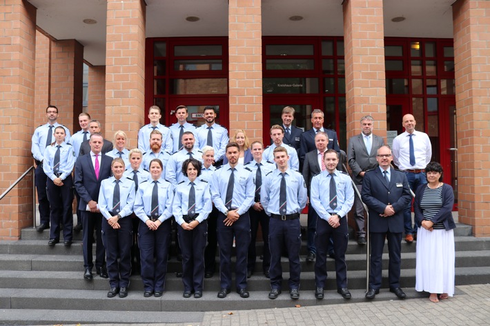 POL-REK: 180903-4: Kreisdirektor begrüßt neue Polizistinnen und Polizisten im Rhein-Erft-Kreis