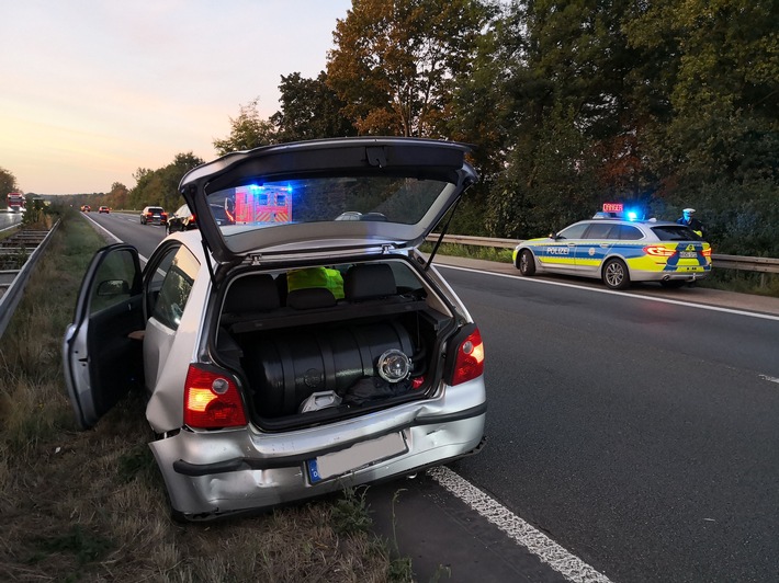 FW-WRN: 2RTW - hinter Hamm-Bockum-Werne, VU 2 beteiligte PKW, 2 Personen leicht verletzt