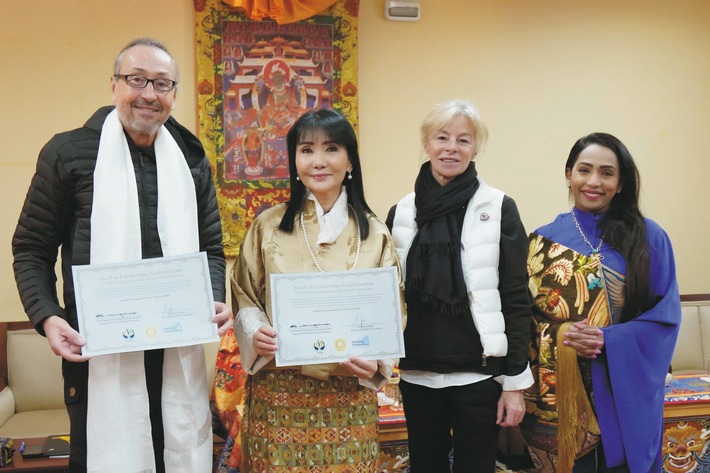Stärkung der Bildung in Bhutan: Ihre Majestät die Königinmutter von Bhutan und Wolfgang Egger, Gründer der PATRIZIA Foundation, bekräftigen langfristige Partnerschaft