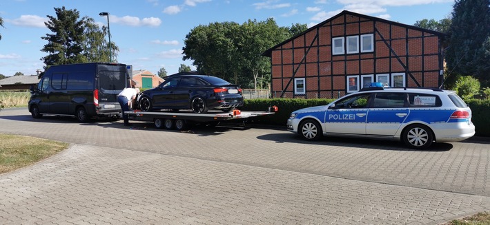 POL-LG: ++ Bleckede - Pkw nach Verbotenem Kraftfahrzeugrennen beschlagnahmt ++ Dannenberg - Mann entblößt sich vor Jugendlicher - Zeugenhinweise ++ Lüneburg - Sachbeschädigung an zwei Pkw - Hinweise ++