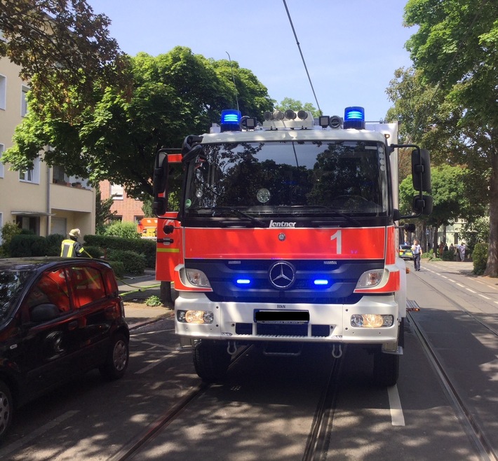 FW-BN: Küchenbrand endet glimpflich