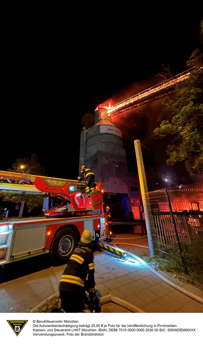 FW-M: Feuer in Betonwerk (Lerchenau)