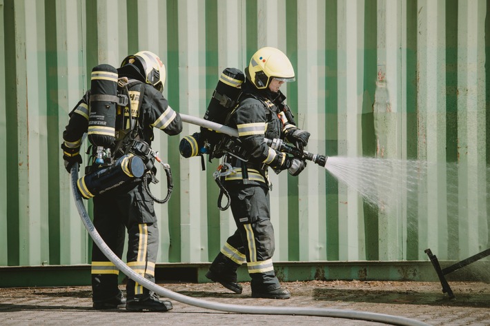 Feuerwehr MTK: Kreisentscheid der Hessischen Feuerwehrleistungsübung: Eddersheim und Kelkheim überzeugen mit starken Leistungen