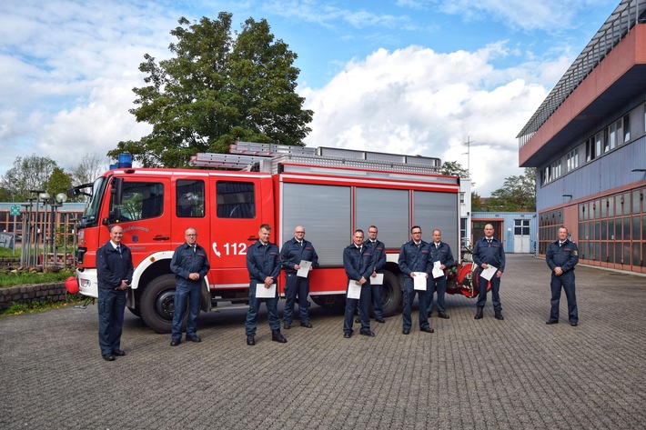 FW-OB: Ehrungen bei der Feuerwehr Oberhausen