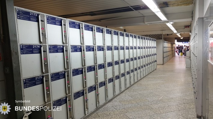 Bundespolizeidirektion München: Gelegenheit macht Diebe
Schließfach nicht abgesperrt - Koffer entwendet