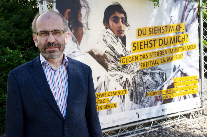 #Fluchtgedenken: Schweigeminute für mehr als 10.000 Tote / Gedenkveranstaltung am 26. Mai am Berliner Hauptbahnhof