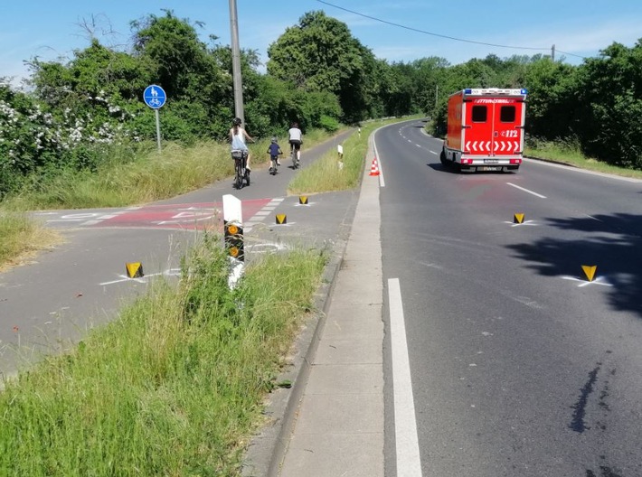 POL-AC: Fahrradfahrerin wird bei Verkehrsunfall schwer verletzt