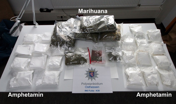 POL-OH: Fuldaer Fahnder beschlagnahmen Drogen im Wert von 250.000,- Euro
21 kg Amphetamin und 4 kg Marihuana sichergestellt