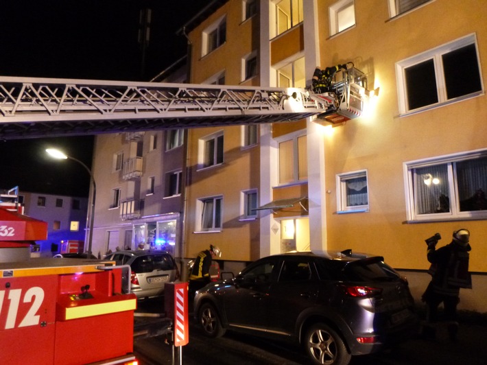 FW-DO: 18.02.2020 - SCHWELBRAND IN EVING Bewohner werden durch Brandrauchmelder auf Brand aufmerksam