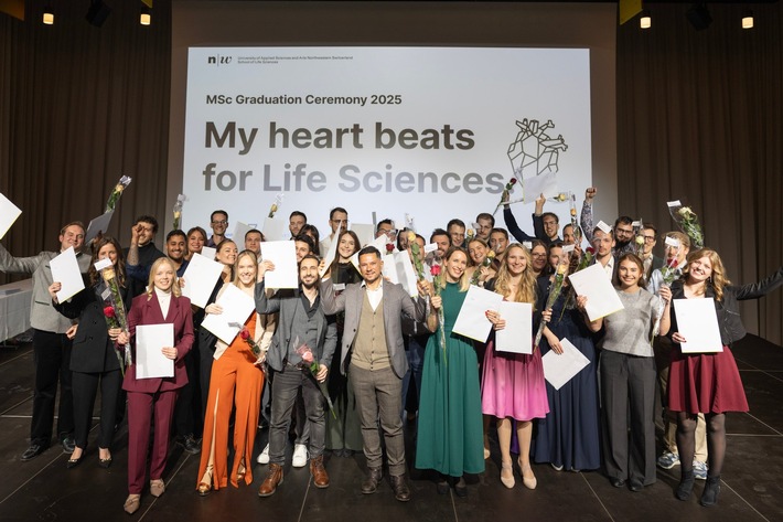FHNW: Hochschule für Life Sciences; FHNW verleiht 105 Masterdiplome an Life Sciences-Absolvent*innen sowie 11 internationale Double Degrees