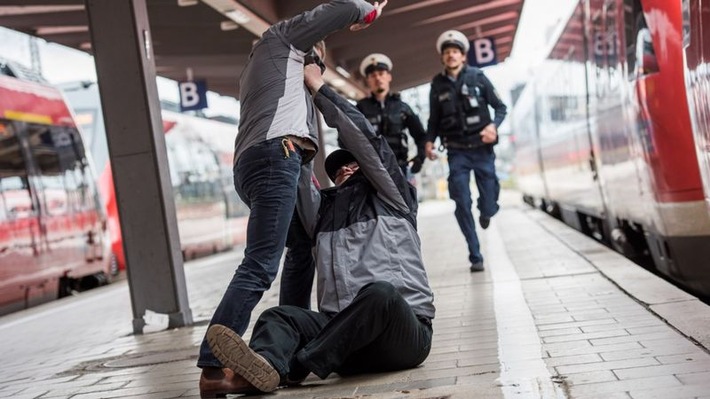 Bundespolizeidirektion München: Mehrere Körperverletzungen am Wochenende im Bahnbereich