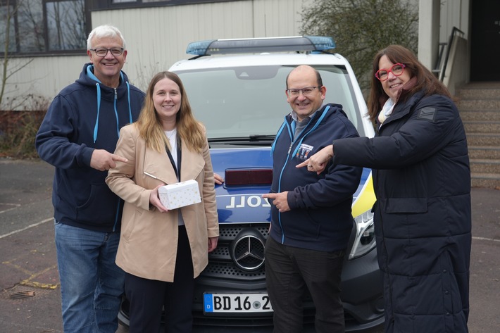 HZA-SW: Gemeinsam anpacken, gemeinsam Gutes tun / Weihnachtsaktion des Schweinfurter Zolls