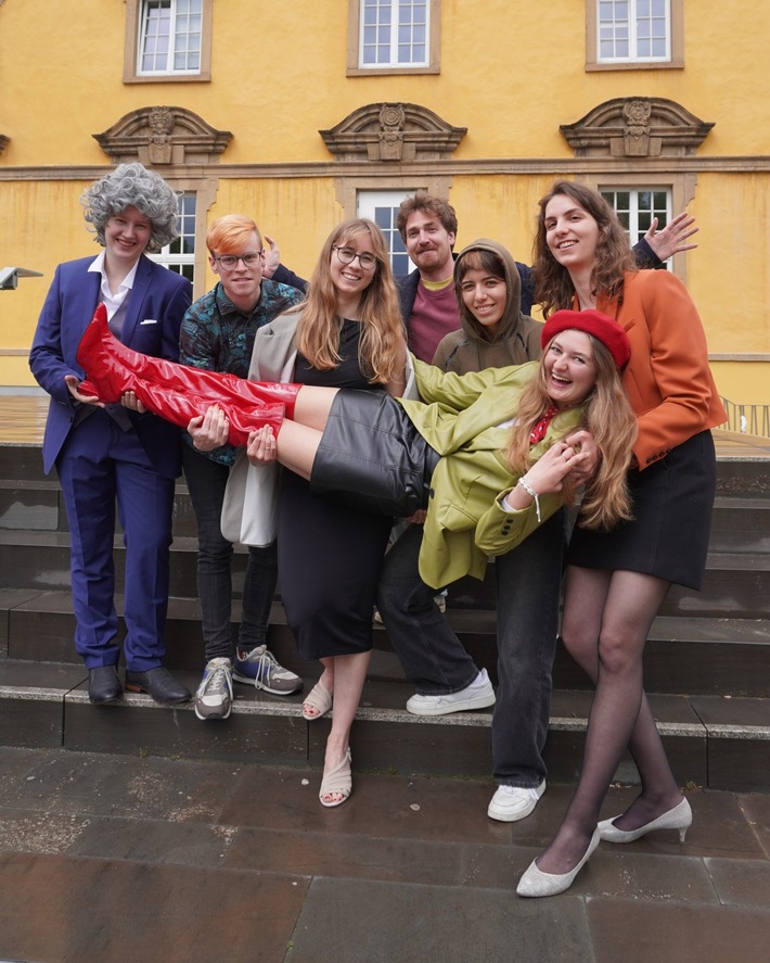 Emily und ihr wirbeliges Leben: Uni Osnabrück lädt zu Theaterstück in die Schlossaula