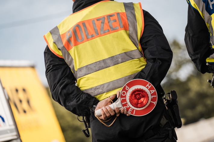 Bundespolizeidirektion München: Gesuchter Dieb bei Grenzkontrollen durch die Bundespolizei verhaftet