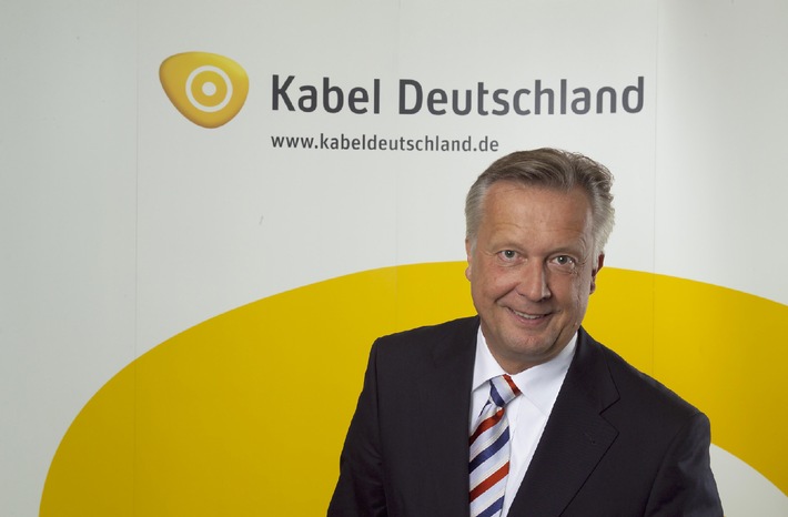 Roland Steindorf, Vorsitzender der Geschäftsführung von Kabel Deutschland, wechselt zum März 2006 in den Aufsichtsrat / KDG sucht Nachfolger für die Spitze des Managements