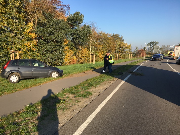POL-DEL: Schwerer Verkehrsunfall mit zwei verletzten Personen in Elsfleth Huntebrück
-Bildmaterial eingestellt-