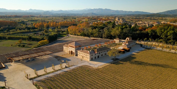 Perelada: Neueröffnete Weinkellerei im Empordà setzt neue Maßstäbe im nachhaltigen Weinanbau