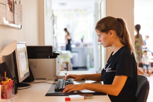 Safer Internet Day: Digitale Teilhabe von Kindern braucht souveräne Begleitung