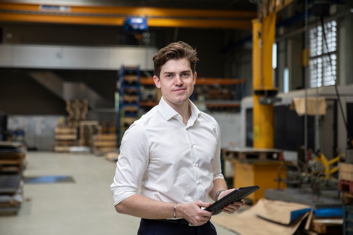 Fachkräftemangel trifft Auftragsflaute – Peer Schulze von Schulze Marketing zeigt, wie Metallbetriebe aus der Krise finden