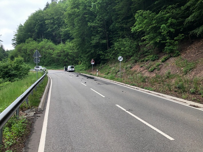 POL-PDPS: Verkehrsunfall mit Verletzten