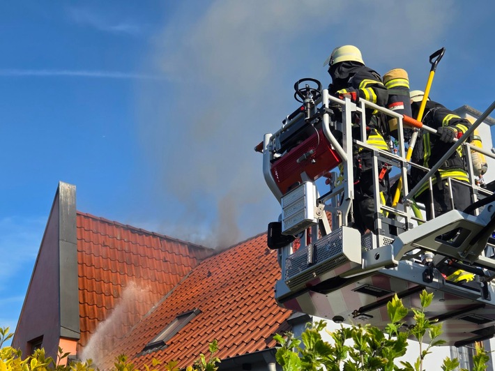 FW Datteln: Dachstuhlbrand