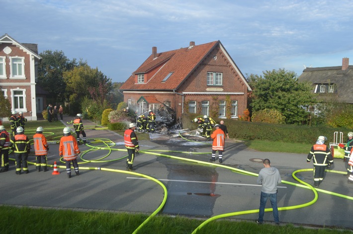 POL-STD: Wohnmobil bei Brand in Jork zerstört --- Zeugen nach gefährlicher Körperverletzung in Buxtehude gesucht