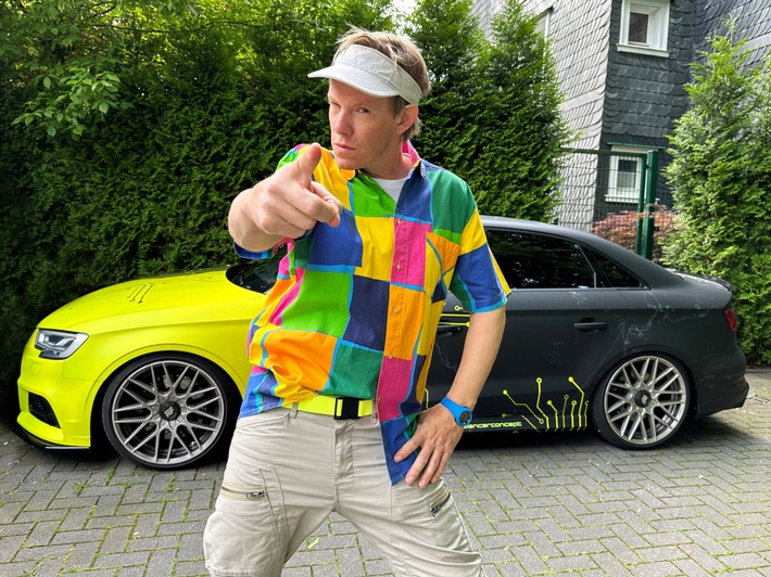 Schamlose Street-Comedy. Simon Gosejohann geht für Joyn auf die "Comedystreet"