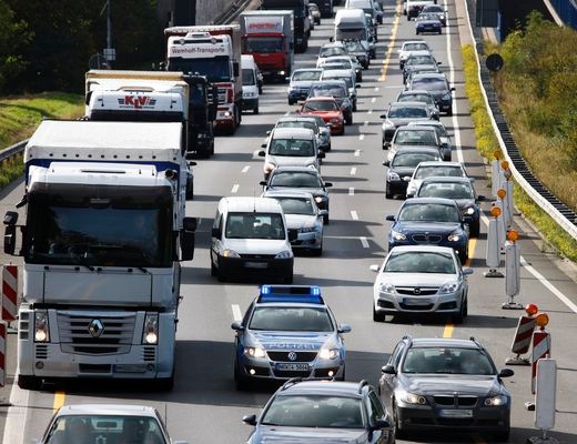 POL-REK: Betonmischfahrzeug entwendet - Kerpen