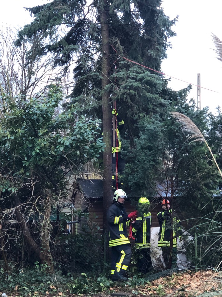 FW-OB: Einsatz: Samstag, 29. Februar 2020 15:30 Uhr Kurze heftige Sturmböen mit Starkregen