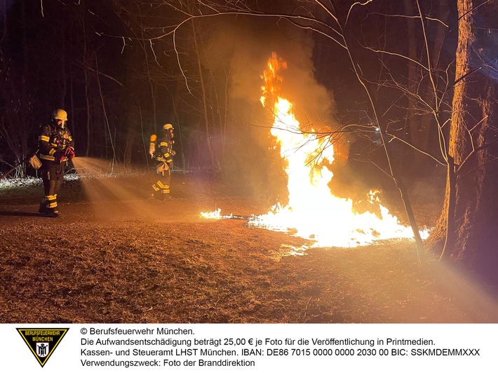 FW-M: Dixi niedergebrannt (Untergiesing)