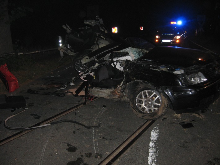 POL-HI: DUINGEN(hek) Verkehrsunfall - Fahrer leicht verletzt
