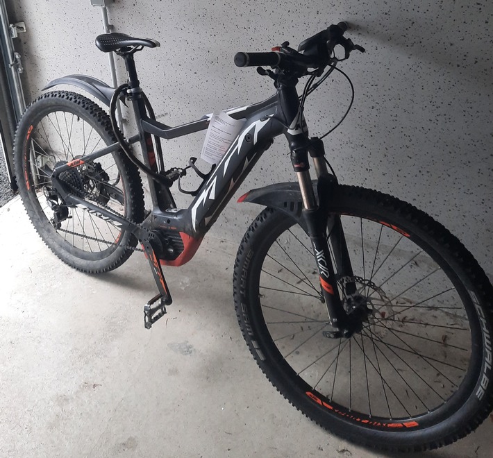 POL-MK: Suche nach Fahrradbesitzer (Foto)