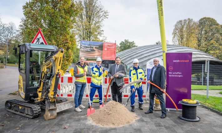 Korrektur Pressemeldung: Spatenstich: Westconnect startet Glasfaserausbau in Oberhausen Klosterhardt