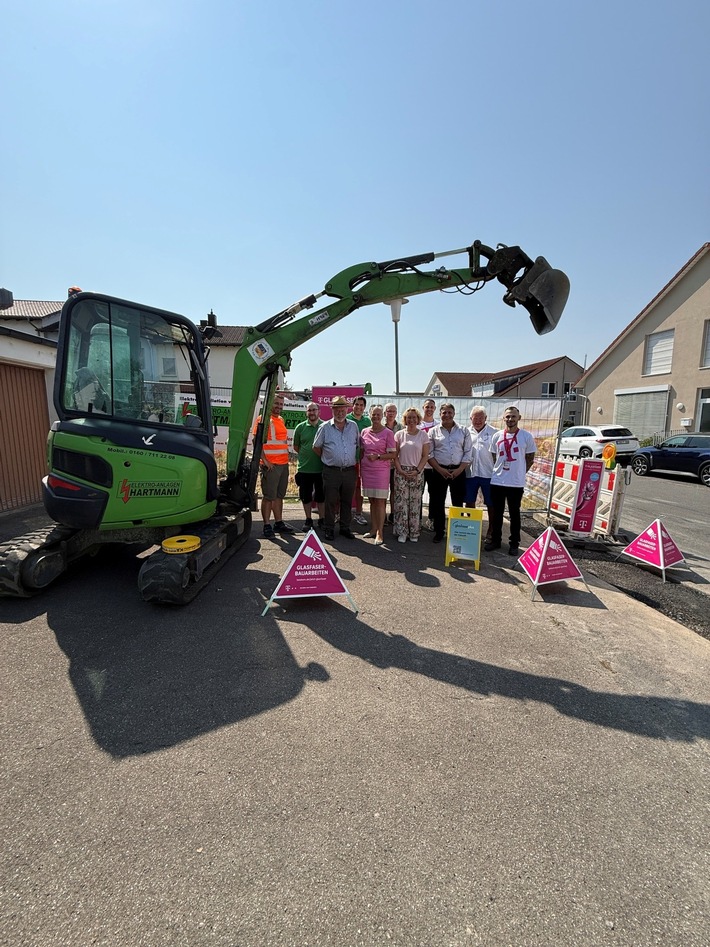 Tauberbischofsheim: Besuch auf der Glasfaserbaustelle