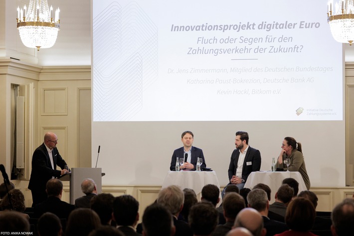 Souveränität im Zahlungsverkehr / Digitaler Euro & Co. - Stärken die Gesetzesvorhaben von heute Europas Zahlungsverkehr von morgen?