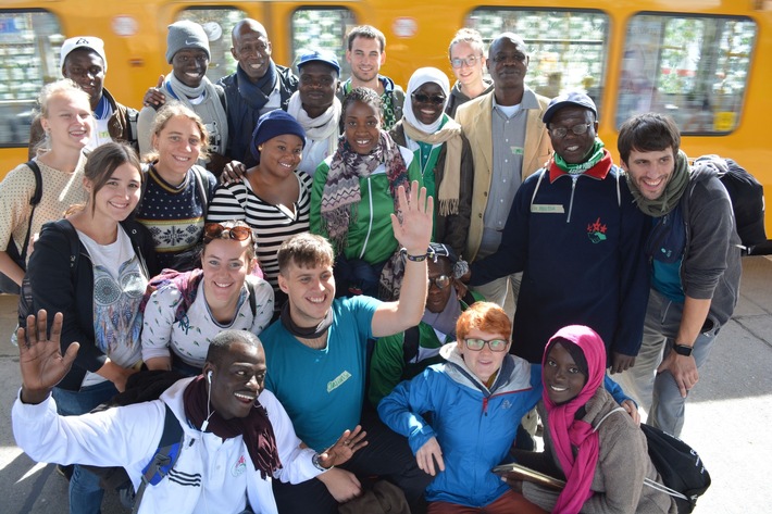 Das Deutsch-Afrikanische Jugendwerk präsentiert sich als Partner beim Bürgerfest des Bundespräsidenten